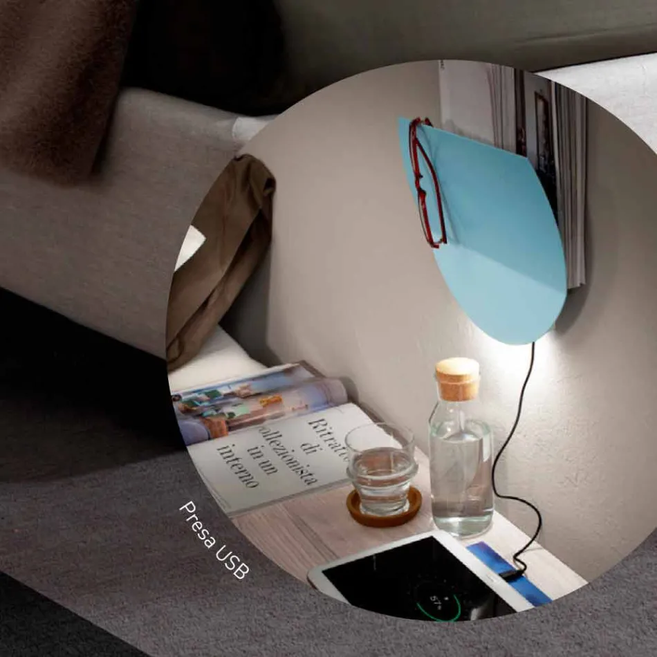 Moderne Wandleuchte mit Magazinfach, USB- und LED-Licht Made in Italy - Foster Viadurini