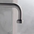 Moderner 3-Loch-Waschtischmischer mit roten und blauen Linien, hergestellt in Italien – Quito Viadurini