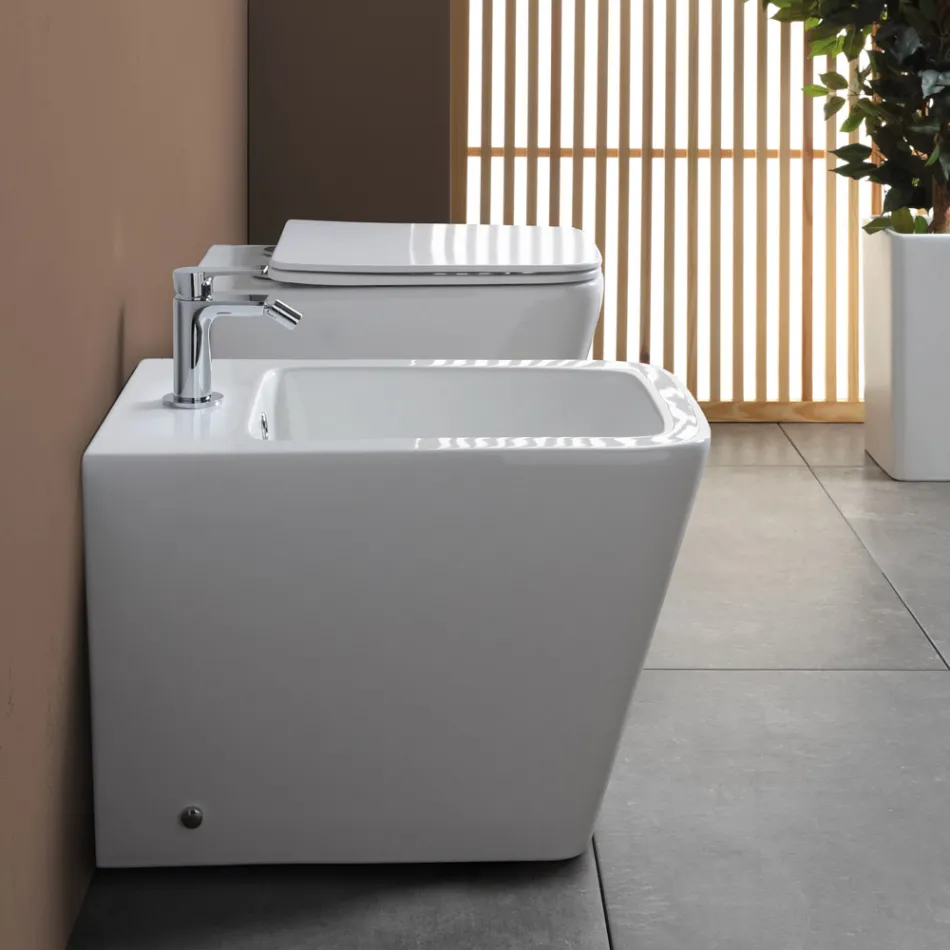 Freistehendes Bidet mit einem Hahnloch aus weißer Keramik in elegantem, modernem Design – Giunco Viadurini