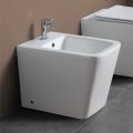 Bodenbidet mit einem Hahnloch aus weißer Keramik in elegantem, modernem Design – Giunco