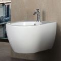 Aster – Wandhängendes Bidet aus robuster, weißer Keramik mit modernem Design