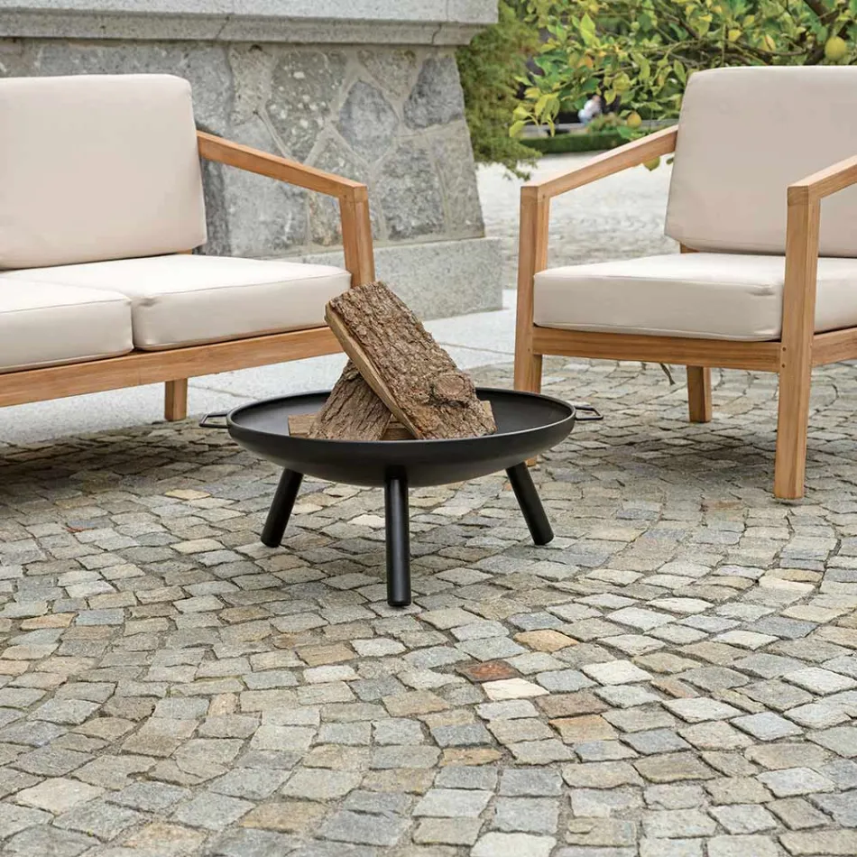 Outdoor-Feuerstelle aus Eisen in verschiedenen Größen - Pluto Viadurini