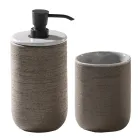 Graue Badezimmerkomposition mit rundem Spiegel und verschiedenen Accessoires - Maryse Viadurini