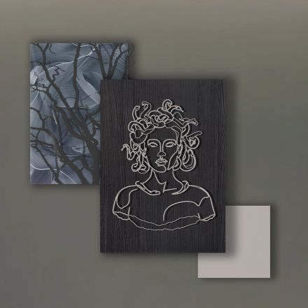 Komposition aus 3 Tafeln mit der Stilisierung der Medusa, hergestellt in Italien – Ichika Viadurini