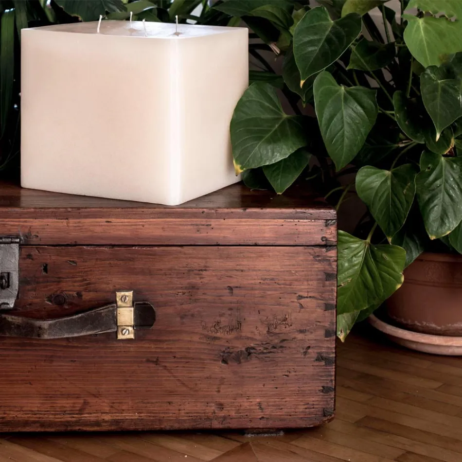 Zusammensetzung aus quadratischen Wachskerzen, hergestellt in Italien, 3 Stück – Mondelle Viadurini