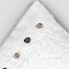 Weißer quadratischer Kissenbezug mit italienischer Luxusspitze und Knöpfen – Logos Viadurini