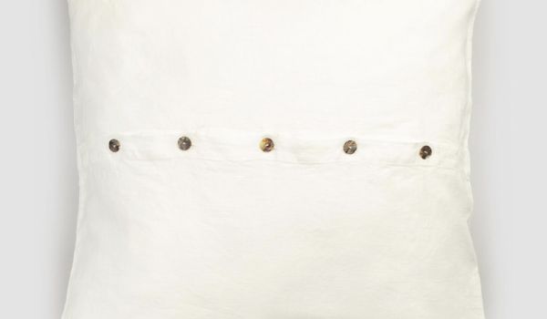 Kissenbezug Quadratische Kissen In Leinen mit Luxusknöpfen verziert