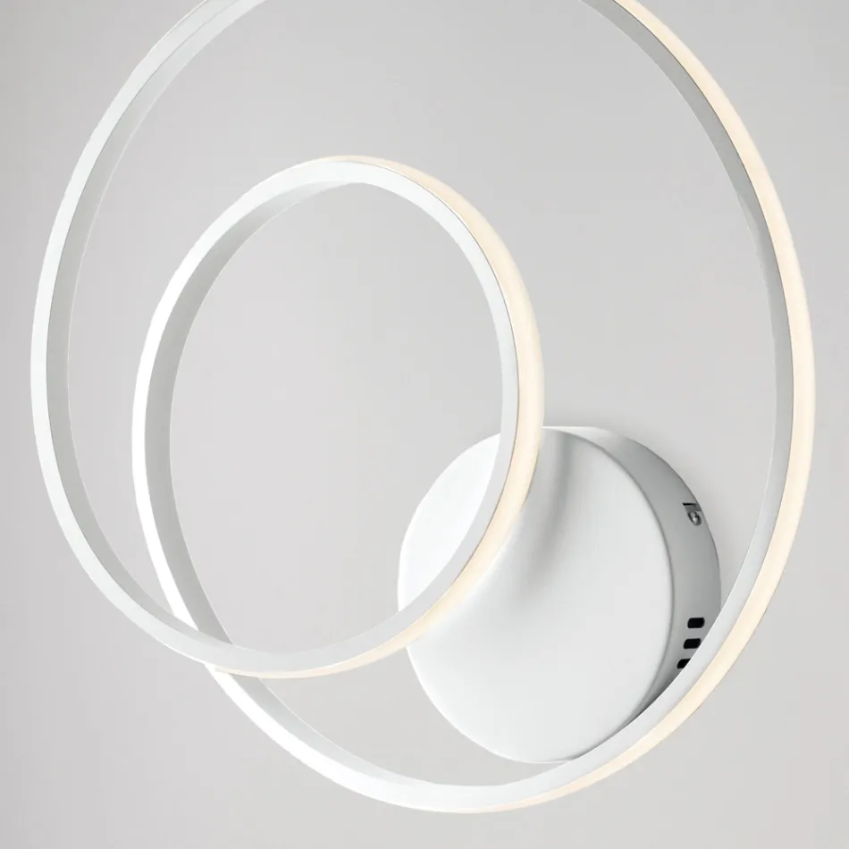 In Italien gefertigte Leuchten aus Glas und Metall für ein elegantes Ambiente – Hubble Viadurini