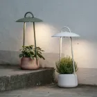 Außenlampe mit Pflanzgefäß aus Ton, Aluminium und Messing - Cappello Viadurini
