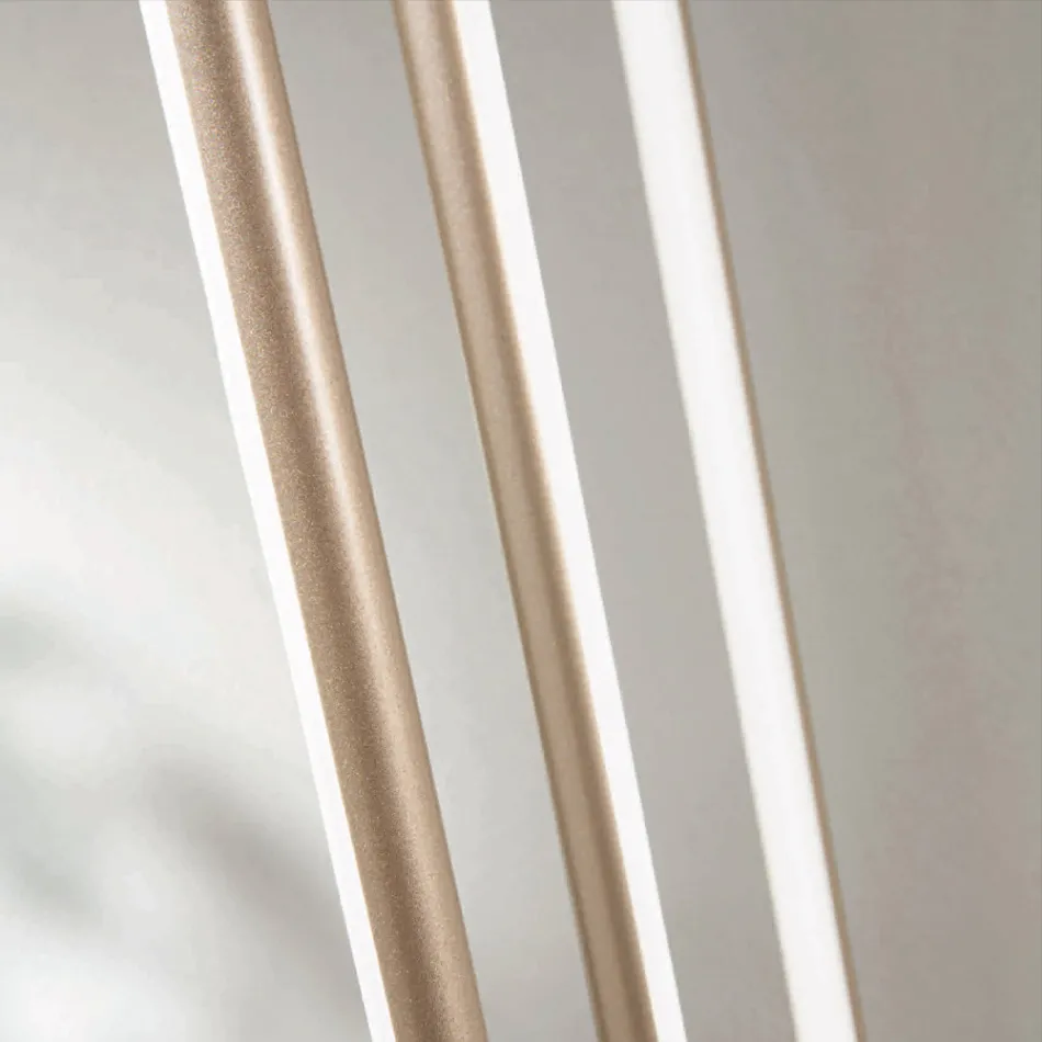 Kronleuchter mit 8 LED-Leuchten aus goldlackiertem Metall und verstellbaren Kabeln – Orange Viadurini