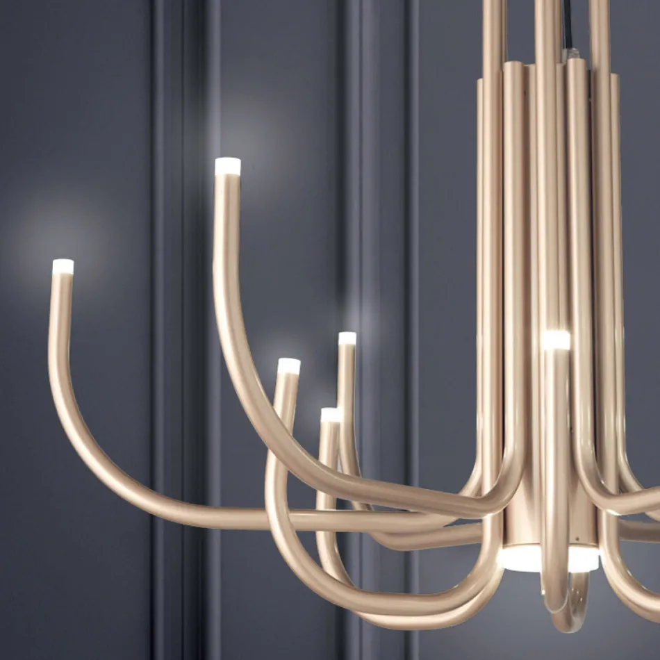 13-flammiger LED-Kronleuchter aus weiß, schwarz oder gold lackiertem Metall - Skorpion Viadurini