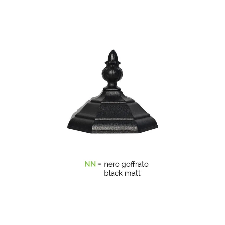 Laternenpfahl mit 3 Lichtern im Vintage-Stil aus Aluminium, hergestellt in Italien – Leona Viadurini