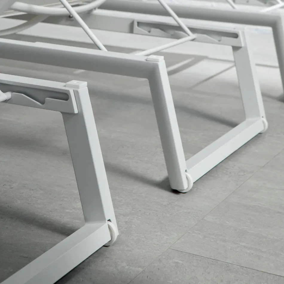 Outdoor-Sonnenliege aus Aluminium und Textilene mit einziehbaren Rädern, 2 Stück - Esel Viadurini