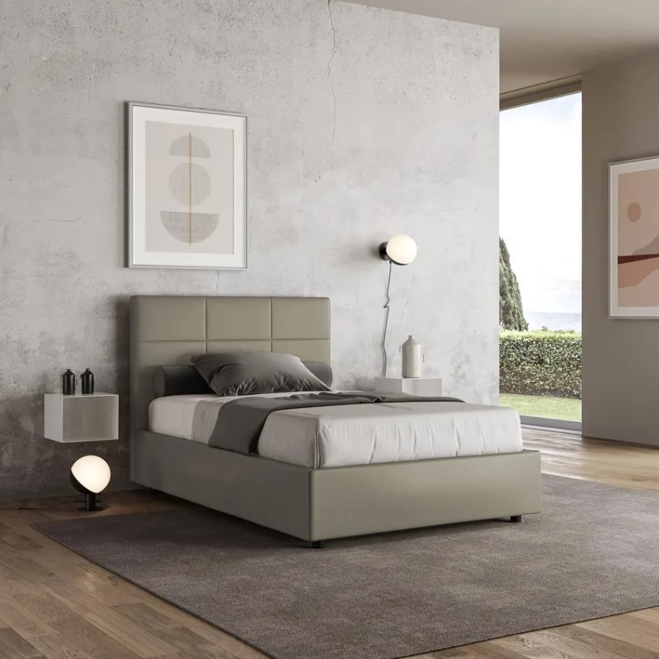 140 x 200 cm Bett mit rechteckigem Kopfteil aus Kunstleder, hergestellt in Italien - Brina Viadurini