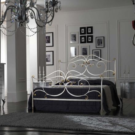 Doppelbett mit passendem Fußteil aus Eisen, hergestellt in Italien – Penny Viadurini