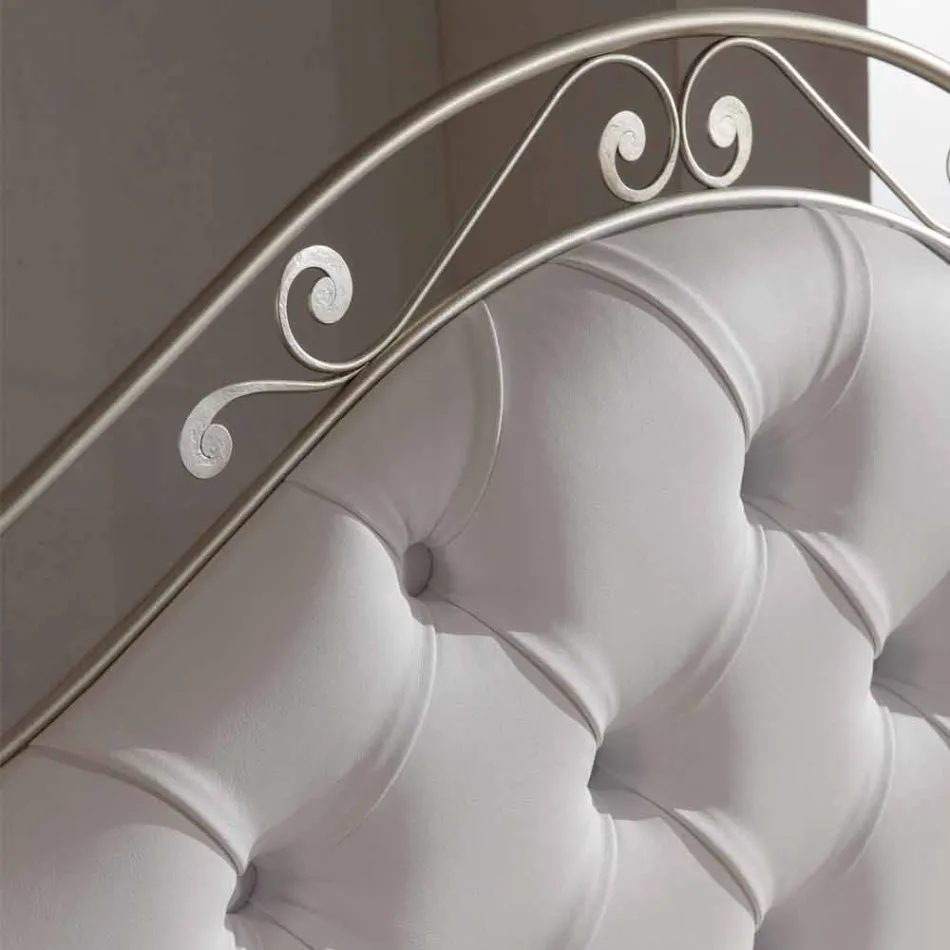 Gepolsterte Doppelbett handgefertigt aus massivem Eisen Gracie Viadurini