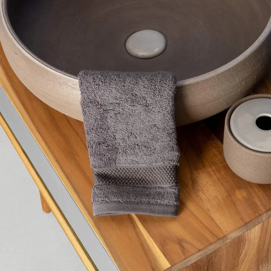 Freistehender Badezimmerschrank aus natürlichem Teakholz mit grauer Farbstütze - Gatien Viadurini