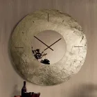 Cinzia – Wanduhr aus gehämmertem, versilbertem Fusingglas, hergestellt in Italien Viadurini