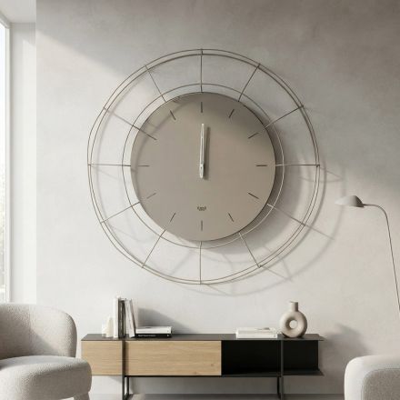 Moderne Wanduhr Adalgiso aus farbigem Stahl, hergestellt in Italien Viadurini