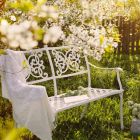 Stapelbare Gartenbank in weißem Aluminium-Glanzeffekt - Sama Viadurini