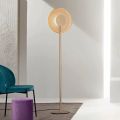 Stehlampe mit LED-Licht aus lackiertem Metall und bernsteinfarbenem Glas – Albizia