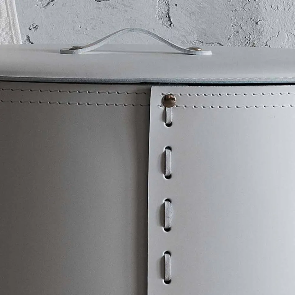 Ovaler Wäschekorb aus regeneriertem Riky-Leder, hergestellt in Italien Viadurini