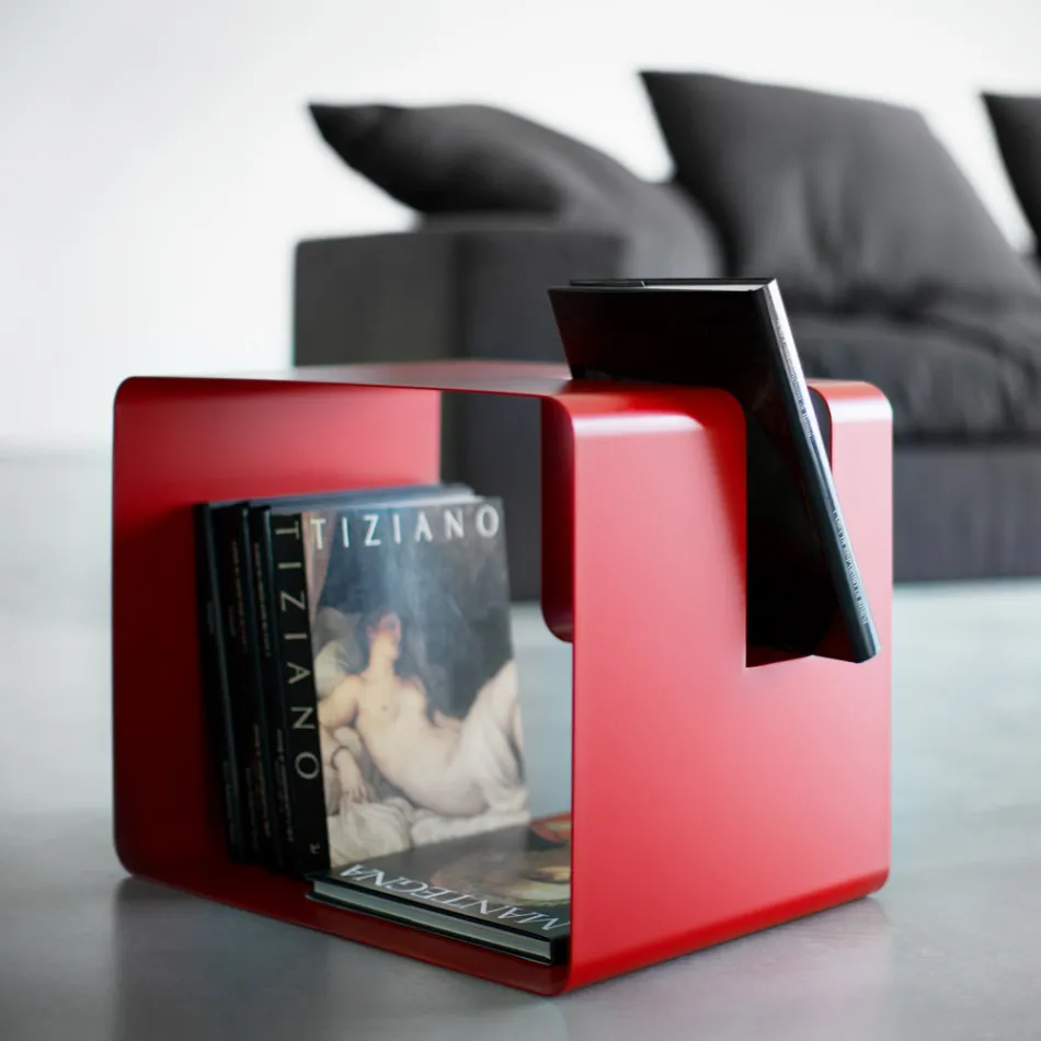 Hochwertiger farbiger Metallboden-Zeitungsständer Hergestellt in Italien - Imane Viadurini