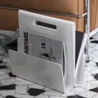 Wohnzimmer Zeitschriftenständer aus farbigem Acrylglas Made in Italy - Osafo Viadurini