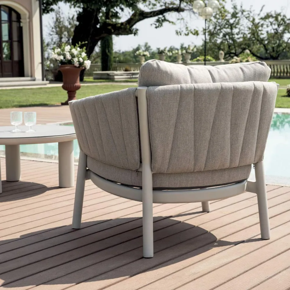 Wohnzimmer, bestehend aus 2 Sesseln, 1 Sofa und 2 Couchtischen aus Aluminium - Fusion Viadurini