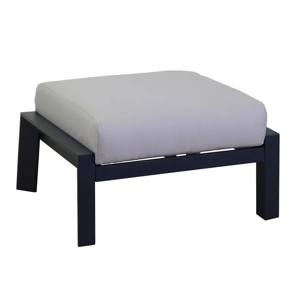 Wohnzimmer, bestehend aus Sofa, Couchtisch und Sesseln mit Fußstütze - Anschlagtafel Viadurini