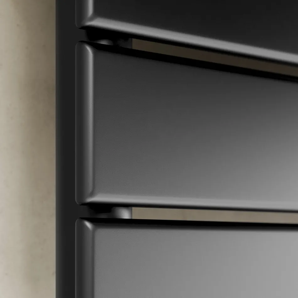 Hydraulischer Handtuchwärmer aus schwarzem Kohlenstoffstahl, hergestellt in Italien – Carezza Viadurini