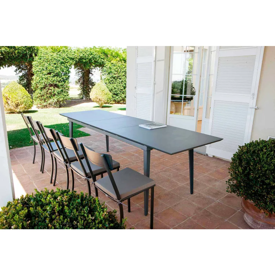 Stapelbarer Gartenstuhl aus lackiertem Metall Made in Italy, 4 Stück - Tüll Viadurini