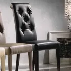 Gepolsterter Design-Stuhl, mit Capitonnè-Verarbeitung - Diana Viadurini