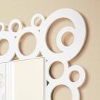 Weißer quadratischer Wandspiegel des modernen Designs mit Holzdekorationen - Blase Viadurini