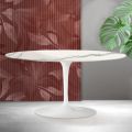 Saarinen Tulip Ovaler Couchtisch H 41 cm in Florim Statuario Mattkeramik - Scharlachrot