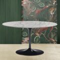 Tulip Saarinen H 41 Couchtisch aus Carrara-Marmor Statuarietto, hergestellt in Italien – Scharlachrot