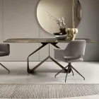 Fester Tisch 210x110 cm mit gehämmertem Glastisch und Metallgestell - Adriano Viadurini