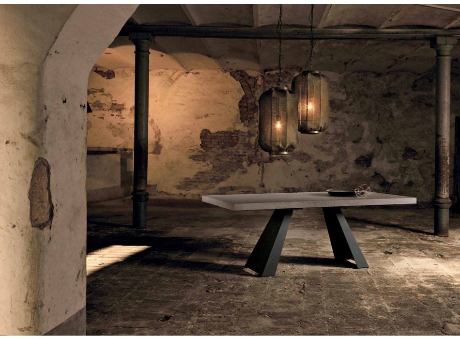 Moderner Tisch aus geknoteter Eiche aus Zerba in Italien Viadurini