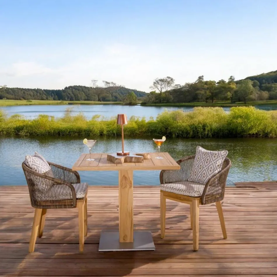 Quadratischer Gartentisch aus Teak und Metall - Marie Viadurini