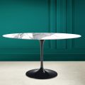Tulpentisch Eero Saarinen H 74 Oval aus Statuario-Keramik Altissimo Made in Italy - Scarlet