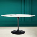 Tulpentisch Eero Saarinen H 74 Oval aus Statuario Keramik Vollader - Scarlet