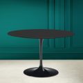 Tulip Saarinen H 73 Runder Tisch aus weicher schwarzer Keramik, hergestellt in Italien – Scharlachrot