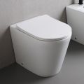 Boden-WC mit schmalem Soft-Close-Sitz aus weißer Keramik - Salice